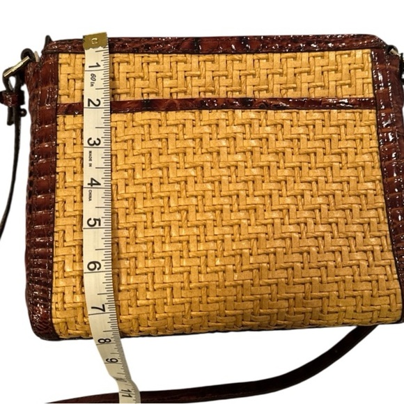 NWT Brahmin Carrie Crossbody Natural Chatham + Leather Woven Straw Summer - Picture 3 of 13